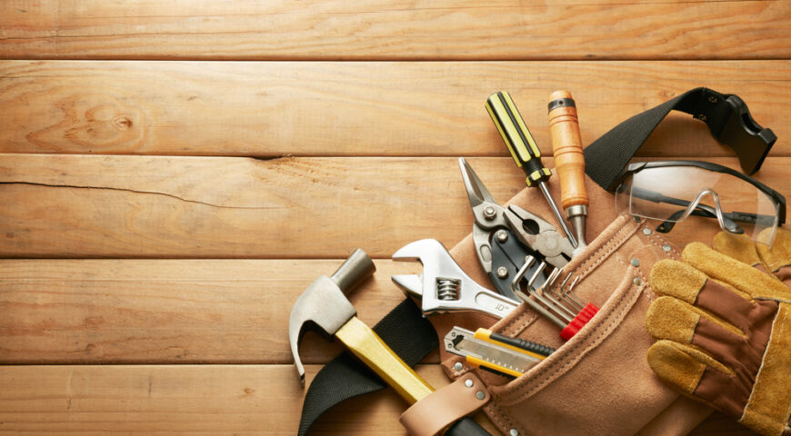 Safety tools you should keep in your bag